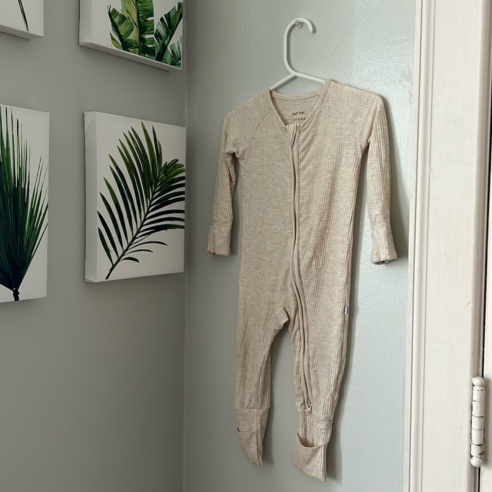 Little Sleepies Heather Oatmeal Ribbed Zippy
